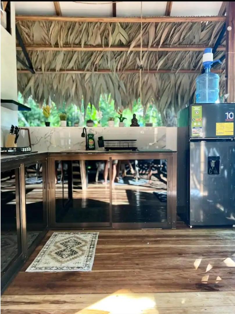 Evolution House Jungle Oasis Villa Hone Creek Екстериор снимка