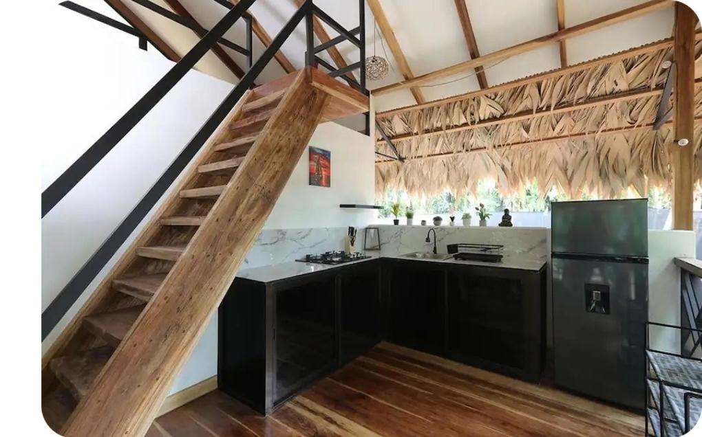 Evolution House Jungle Oasis Villa Hone Creek Екстериор снимка